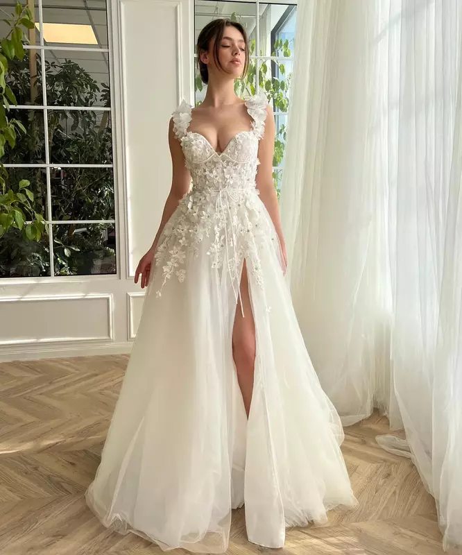 Luxury Fashion A-Line Wedding dress 3D Flower Sexy sweetheart applique sweeping train slit Beach auditorium bridal dress