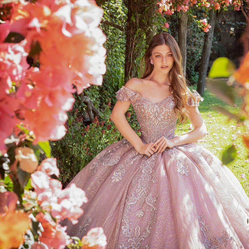 Gaun Prom manik-manik quiceanrra Glitter emas applique renda merah muda panjang bahu terbuka manis 16 gaun Vestidos