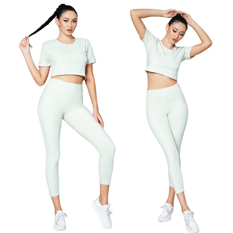 Mode Outfits 2 Stück Workout weibliche Fitness niedlichen Yoga-BHs setzt kurz geschnittene Sportswear T-Shirts Anzug Fitness studio Crop Tops