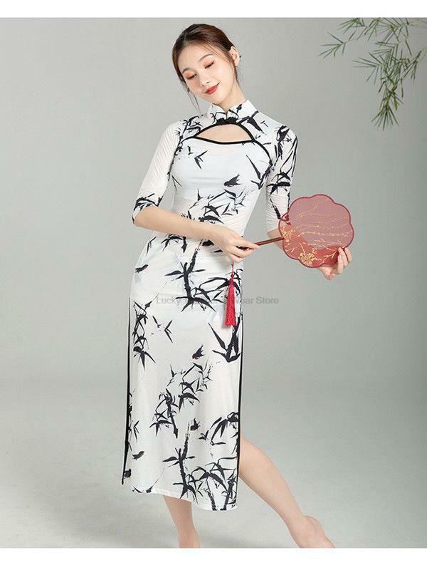 Klasyczne chińskie taniec zmodyfikowany Cheongsam w stylu Vintage do ćwiczeń mundur ćwiartki z rękawami sukienka z rozciętym sukienka w stylu Qipao