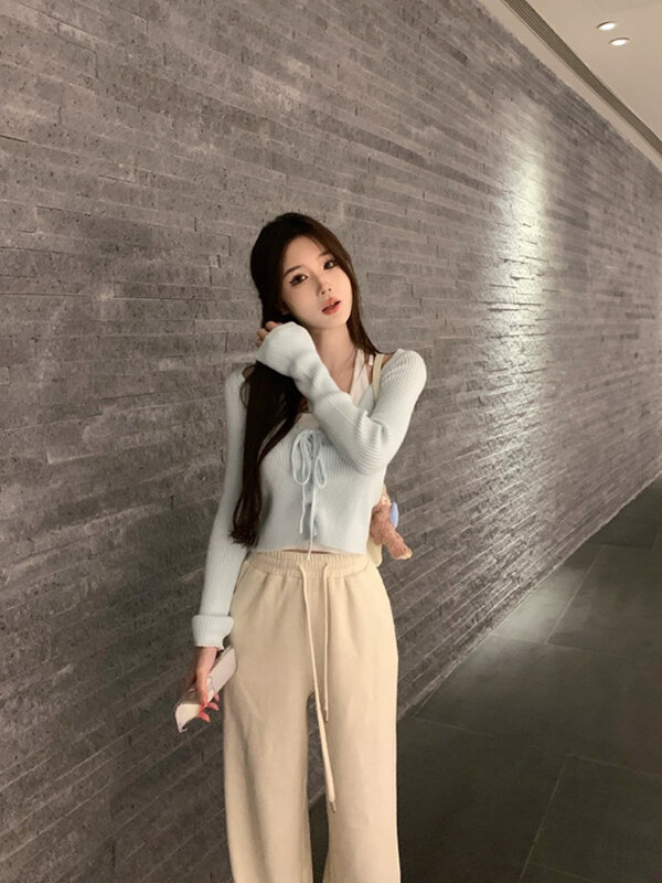 2022 zima Chic Pure Color fałszywe dwa swetry koreański styl Y2k krótkie bluzki kobieta szczupła swobodna sweter z dzianiny z długim rękawem odzież