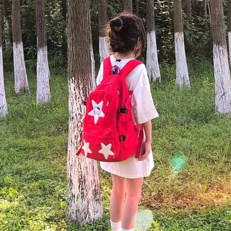 Sanrio ستار مرحبا كيتي الكرتون الأحمر على ظهره للنساء موضة جديدة سعة كبيرة طالب حقيبة مدرسية Y2k الحلو لطيف حقيبة الكتف