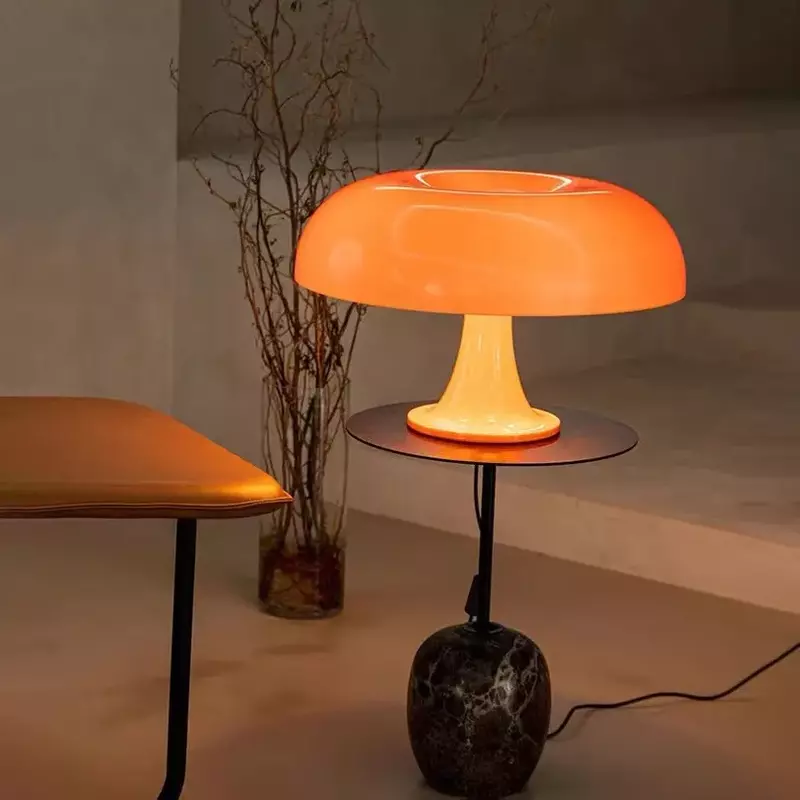 寝室ホテルベッドサイドledキノコオレンジテーブルランプリビングルーム室内装飾クリエイティブ照明絶妙4電球付きテーブルランプ