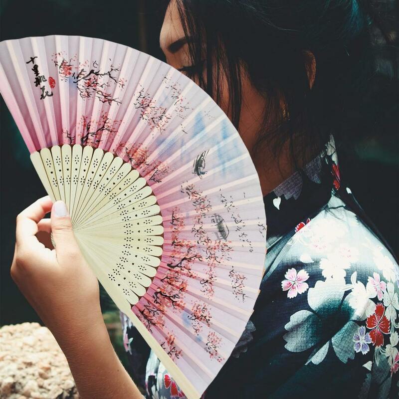중국 스타일 접이식 선풍기 대나무 손 선풍기 여성용, 빈티지 꽃 패턴, 교회용, 우아한 중국 스타일