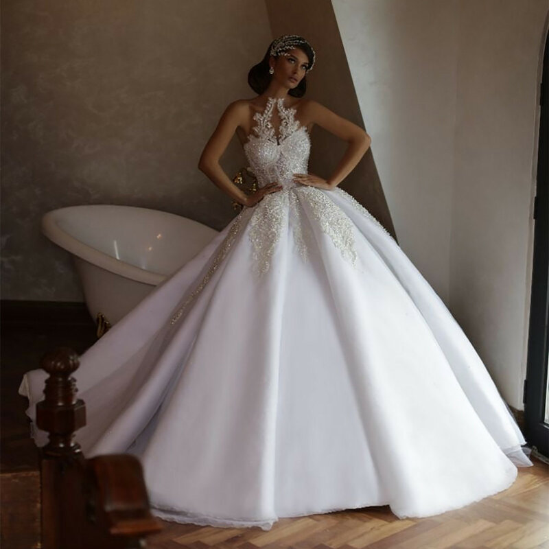 Elegant Ball Gown Wedding Dresses Sleeveless V Neck 3D Lace Layer Halter Appliques Ruffles Beads Bridal Gowns Vestina De Novia