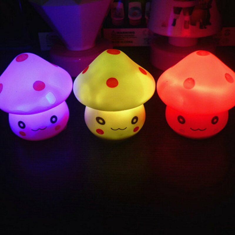 Lâmpada LED com 7 cores mudando, mini luz noturna, forma de cogumelo romântico, luz decoração bonito