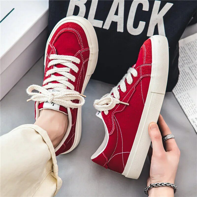 Classic Red Canvas Shoes Men Designer Lace-up Vulcanized Shoes Fashion Canvas Sneakers Men Breathable Casual Skateboard Sneakers