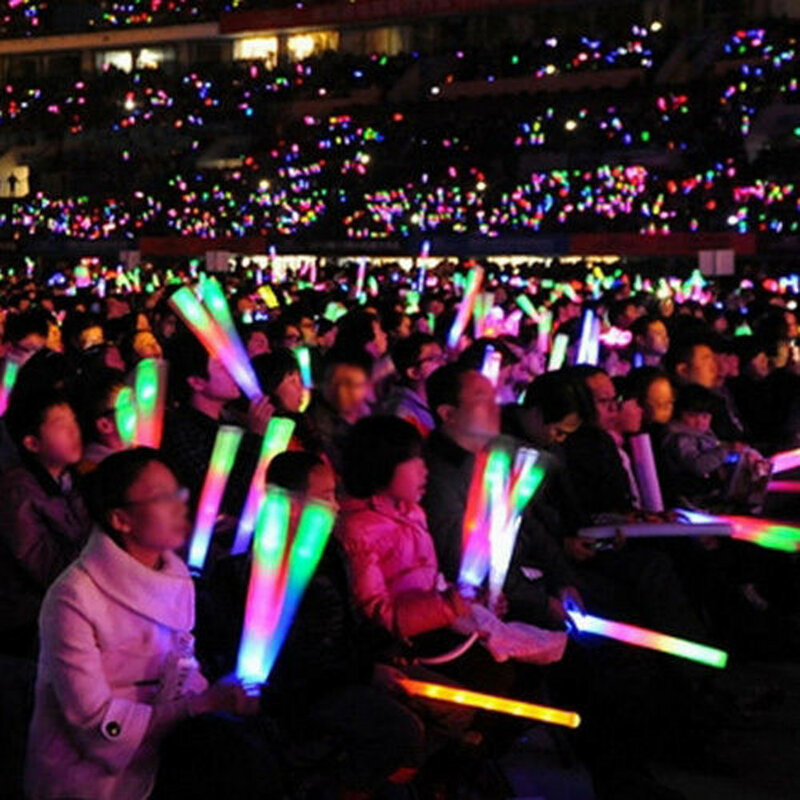 1 Stuks Oplichten Foam Sticks Glow Party Led Flitsende Vocale Concert Herbruikbaar Hot Prank Grappig Speelgoed Voor Party Games Terreur Nieuwigheid