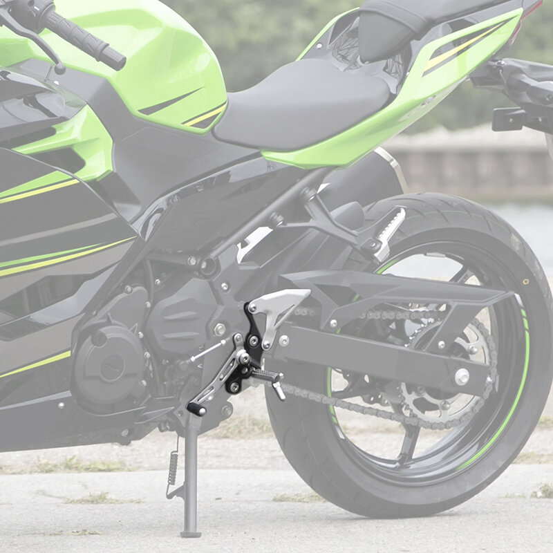 Motorcycle Front Driver Footpegs Pegs Bracket For Kawasaki Ninja 400 2018-2023 Z400 2019-2023
