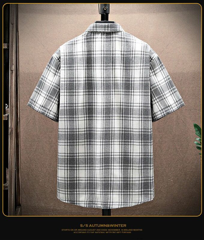 Camiseta de botão de lapela masculina, bolsos soltos emendados, malha de treliça, tops casuais grandes, camisa que combina com tudo, nova moda, roupas de verão, 2022