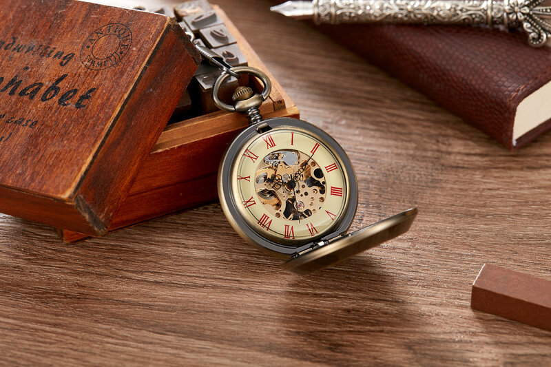 Mode Bronze Skelett Insignien Comunista mechanische Taschenuhr Sowjet Sichel Hammer Gehäuse Design Fob Uhr mit Kette