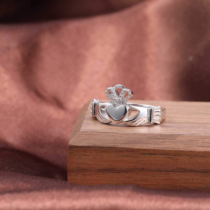 Cincin Wanita Trumium Claddahh Irish 925 Cincin Perak Sterling Cincin Cinta Hati Celtic Knot Crown Cincin Pernikahan Tunangan Gratis Ukiran