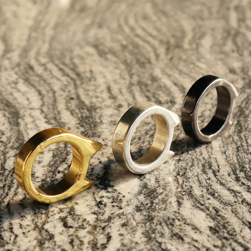 1Pcs Women Men Safety Survival Ring Tool Self Defence Metal Ring Finger Defense Ring Tool Cat's Ear Ring Silver Gold Black Color