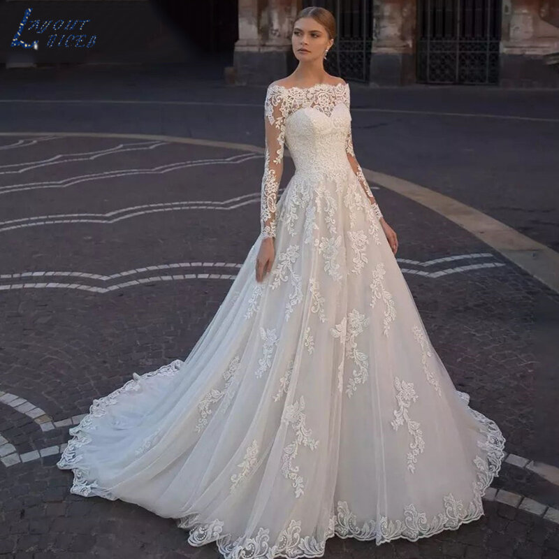 LAYOUT NICEB Boat Neck Lace Wedding Dress Appliques Long Sleeve Bridal Gown Button Women Vestidos De Noiva Mariage Custom Made