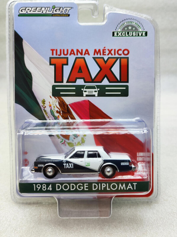 1:64 1984 mainan mobil Model Aloi logam Diecast simulasi tinggi taksi Diplomat untuk koleksi hadiah W514