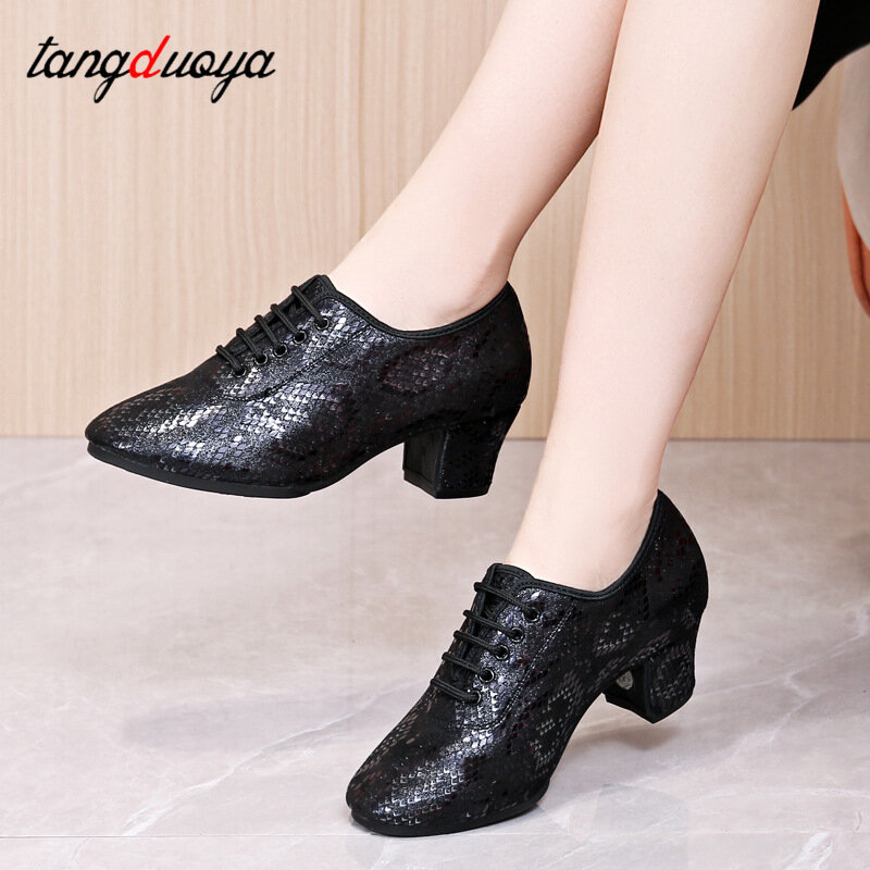 Scarpe da ballo moderne da donna scarpe da ballo quadrate per adulti con tacco medio fondo morbido scarpe da ballo nere da donna