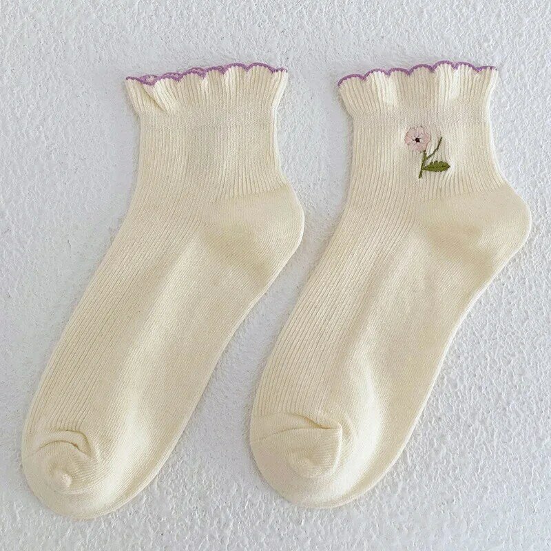 Женские носки, новые милые Мультяшные носки с маленьким цветочным принтом, свободные носки в японском стиле Харадзюку, хлопковые носки в Корейском стиле, оптовая продажа