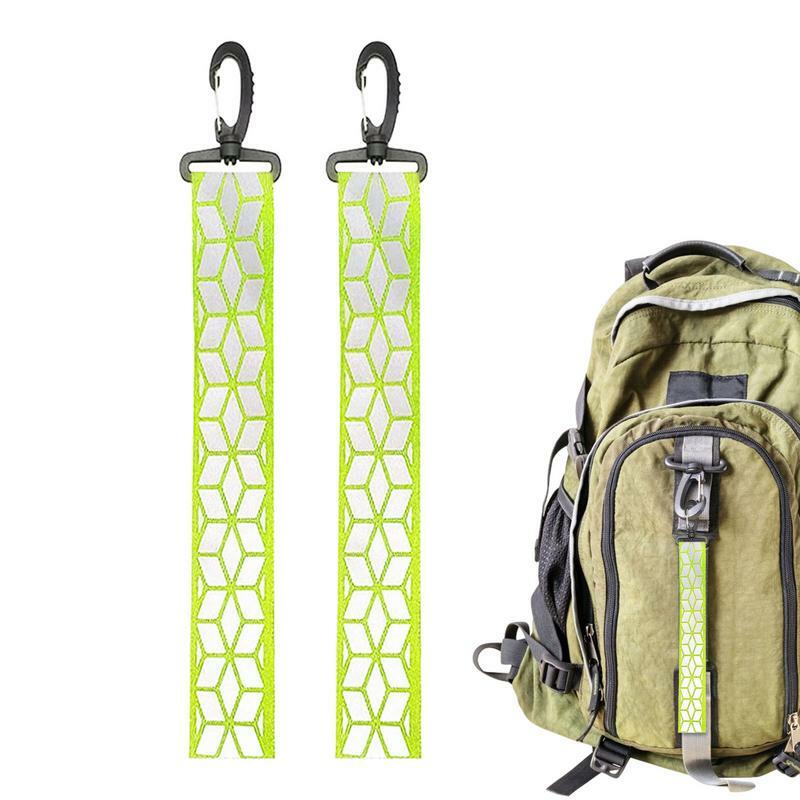 Pendentif réflecteur de sécurité, porte-clés de sécurité moulé pour sac à dos, fournitures de sécurité soigneusement conçues pour le camping, l'alpinisme