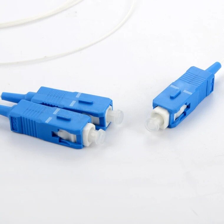 Spedizione gratuita 10 pz/lotto Splitter 1 x2 PLC SC/UPC fibra ottica Single Mode 0.9mm G657A1 LSZH 1m PVC FTTH fibra ottica Splitter