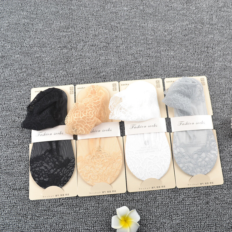 2023 Spring and Summer Lace Thin Section of Mid-calf Socks Lace Mesh Boat Socks Cotton Bottom Short Stockings Female