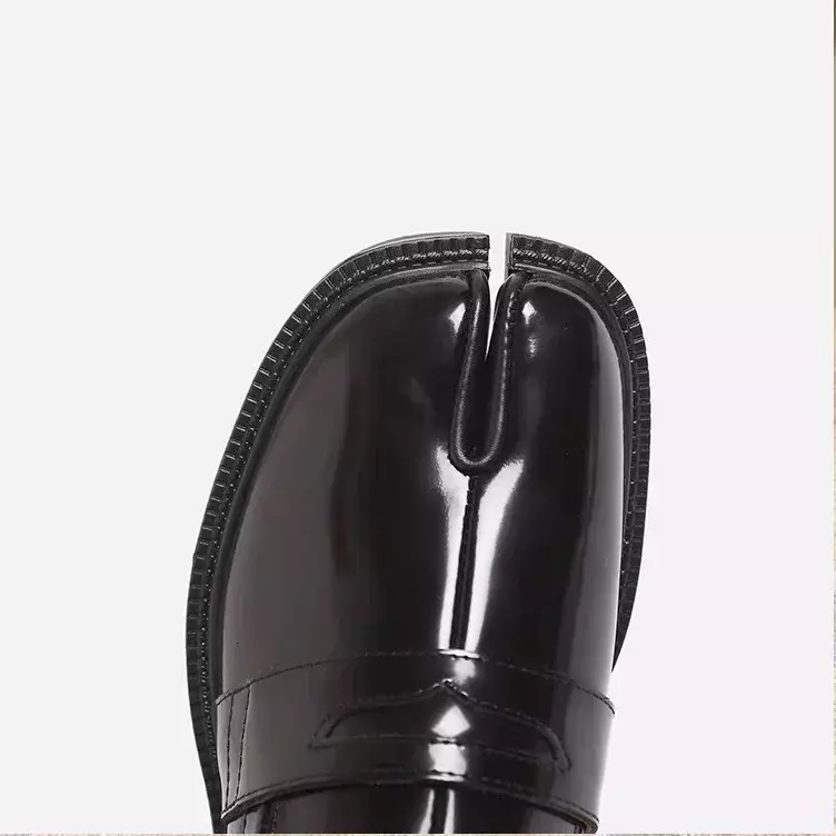 Zapatos planos con punta dividida para mujer, mocasines con cordones, suela gruesa, Tabi, caballo, diseñador de moda
