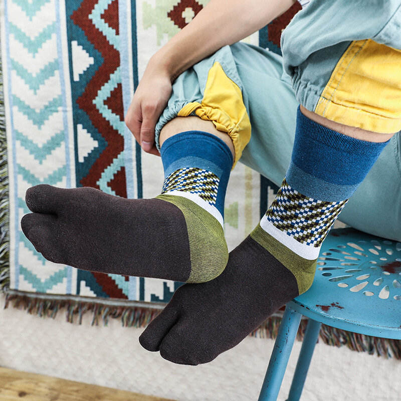 Nova alta qualidade penteados algodão split toe meias simples confortável de dois dedos meias harajuku japonês