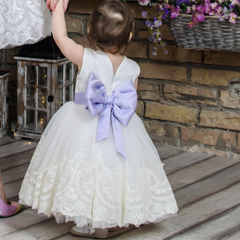 꽃 소녀 드레스 아이보리 얇은 명주 그물 레이스 아플리케, 보라색 활 민소매, 결혼식 생일 파티 첫 성찬식 가운