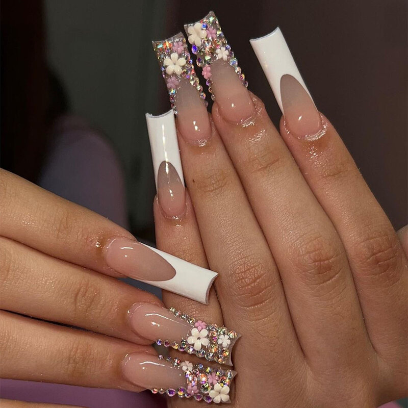 Unghie finte francesi per le donne strass Decor punte bianche unghie artificiali in resina per attività di festa di donne e ragazze
