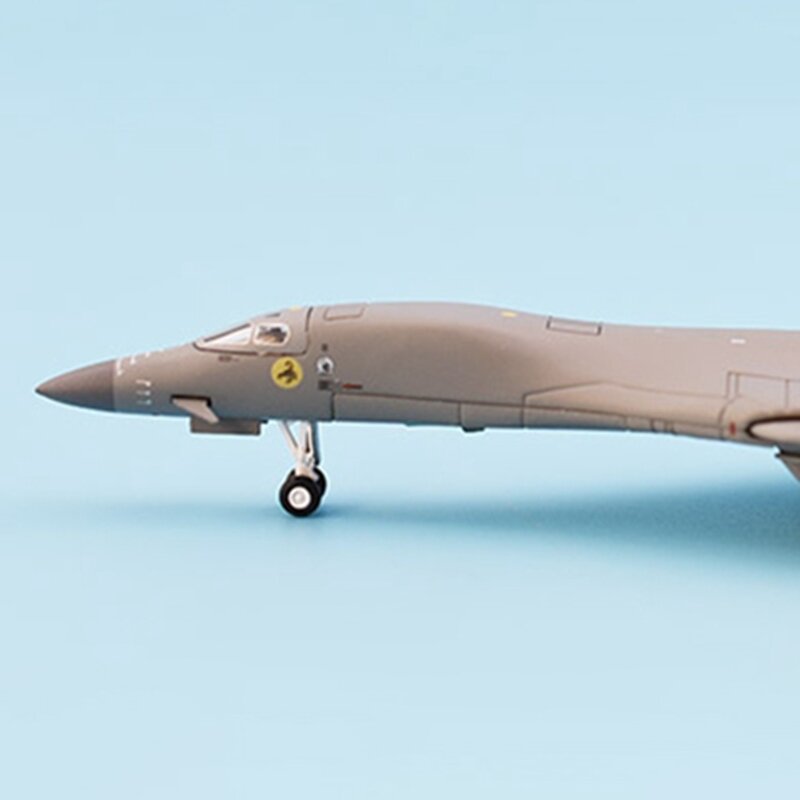 EUA Força Aérea Militar Bombardeiro Liga Modelo, Military Combat Lancer, Diecast 1:400 Escala, Toy Gift Collection, Simulação Display, B-1B