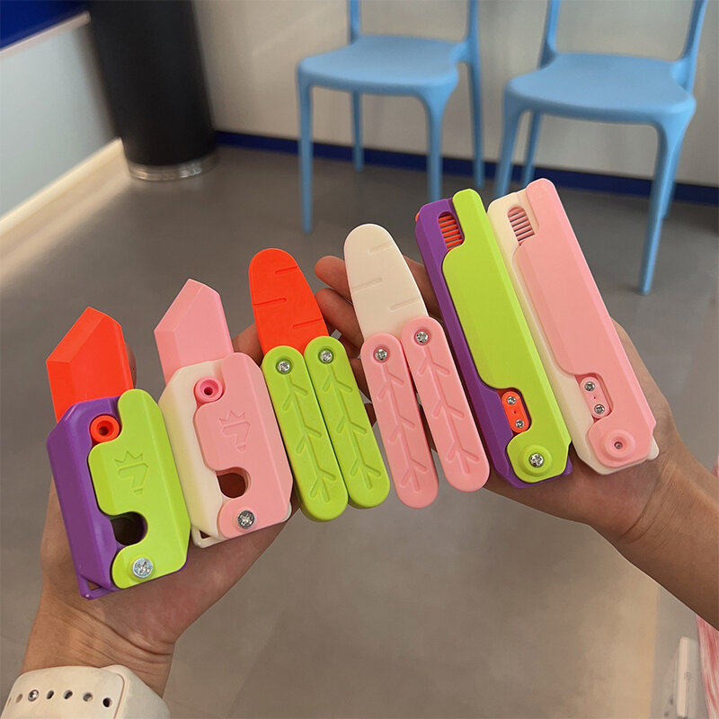 3D świecąca marchewkowa grawitacyjna zabawki typu Fidget dekompresyjna karta zabawka z nadrukiem 3D świecący nóż marchewkowy zabawka