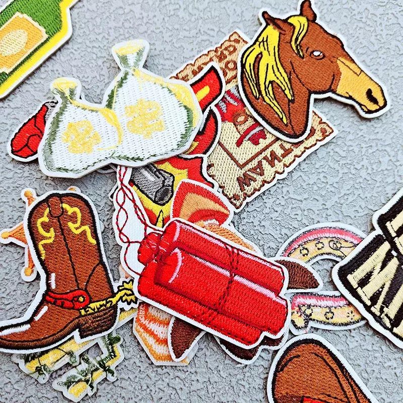 Patch de vaqueiro bordado para bricolage, adesivo de pano, cacto, cavalo, botas, revólver, ferro em remendos, saco retro, emblema do chapéu, acessórios de tecido