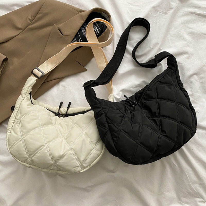 Winter Solid Color Diamond Rhombus Bag Large Capacity Bag Women's Popular Trendy One-shoulder Crossbody Bag Dumpling Handbag