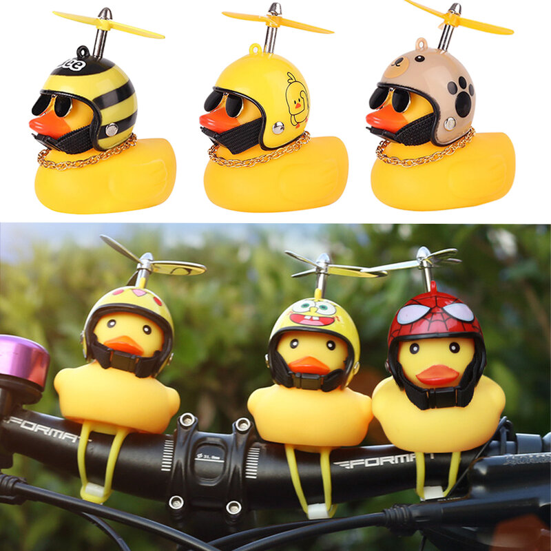 Bebek kuning dengan helm sepeda tanpa lampu, Aksesori dekorasi Interior mobil bebek dalam mobil