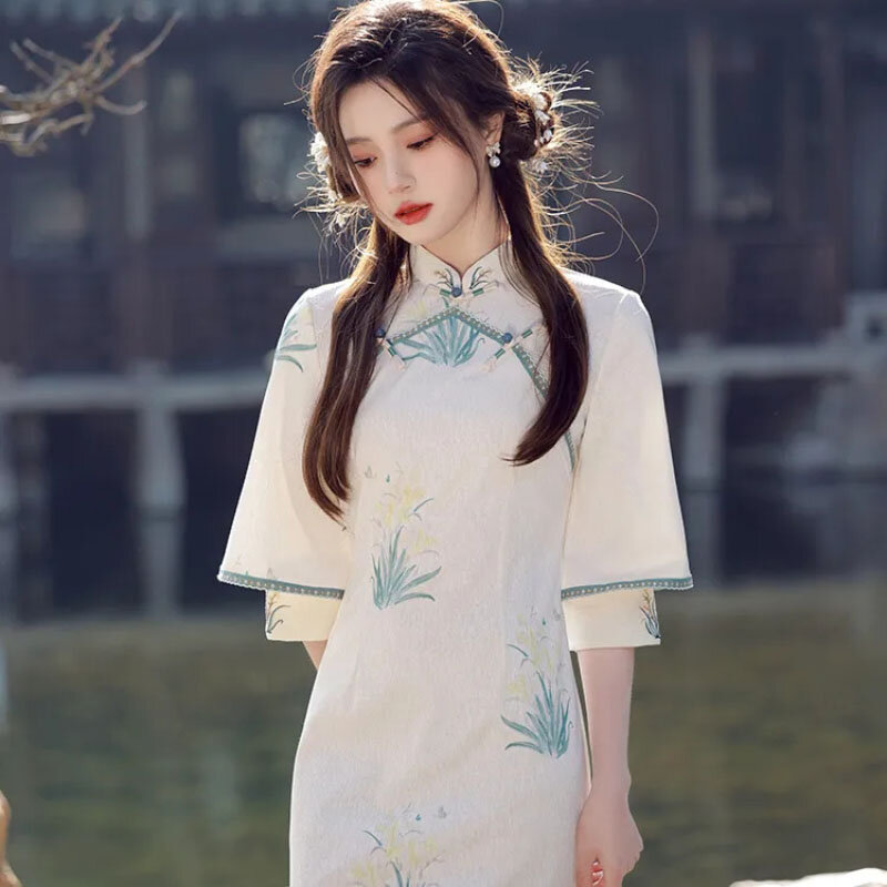 Elegante Cheongsam para mujer, Vestido largo de estilo nacional chino, liso, estampado delgado, para banquete, novedad de verano 2024