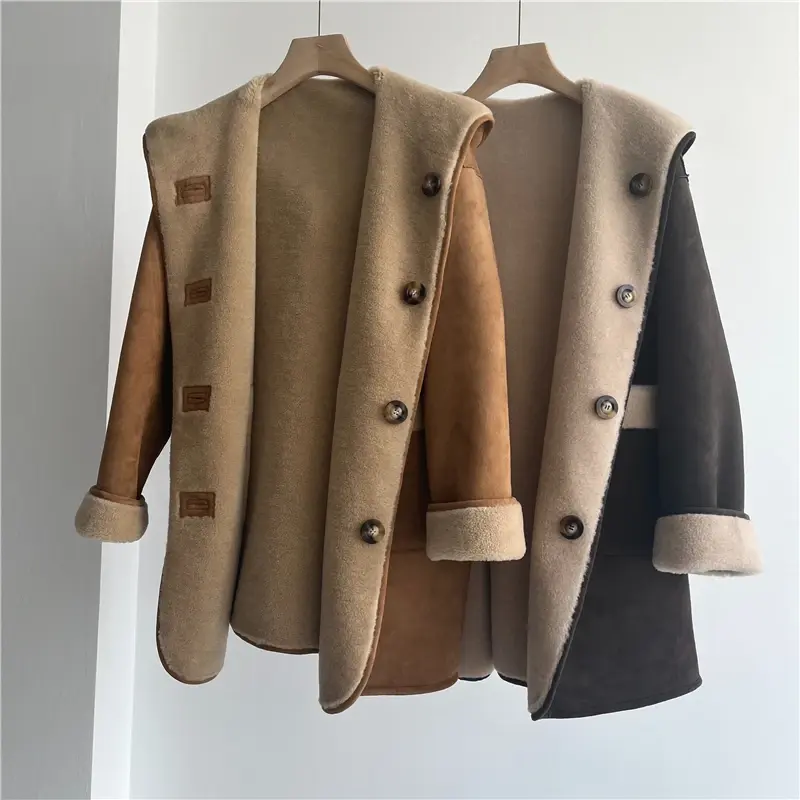 Jaqueta de pele de ovelha de comprimento médio feminina, casaco quente de lã, casaco coreano com capuz curto, moda casual, inverno, 2022