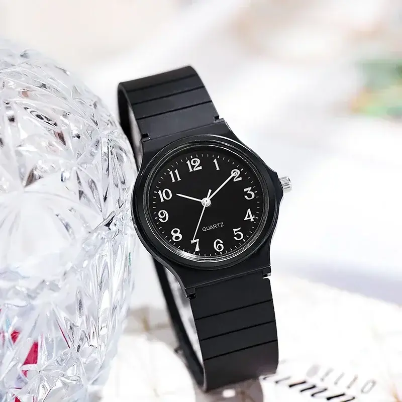 Orologio sportivo Casual impermeabile alla moda per calendario da donna semplice cinturino in Gel Unisex orologi da polso al quarzo Reloj Mujer muslimah