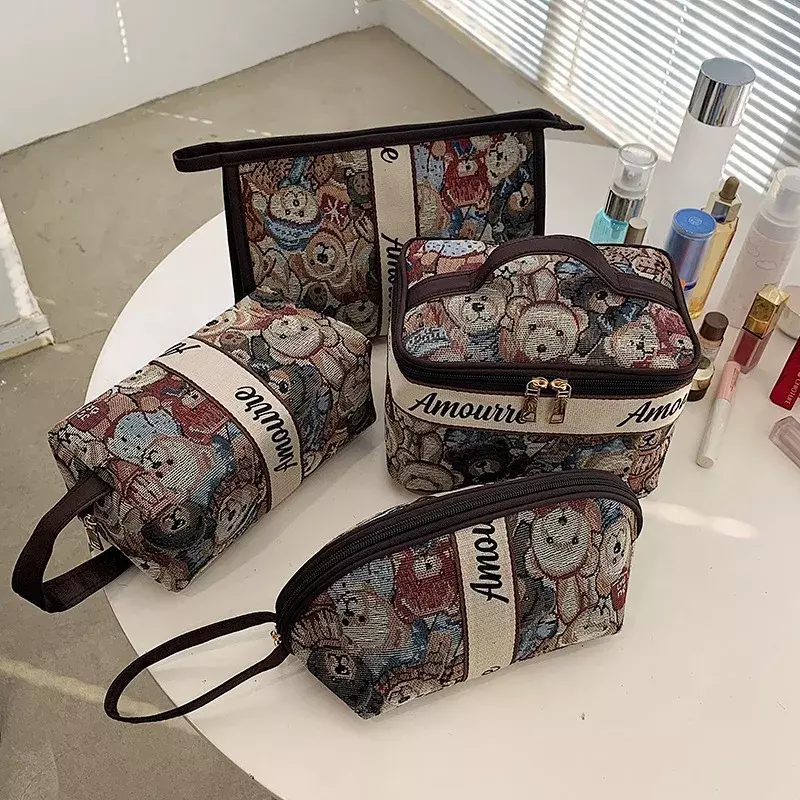 Cute Cartoon Bär Cosmetic Bag Casual Große Kapazität Tragbare Wash Bag Reise Lagerung Taschen für Frauen Make-Up-Box