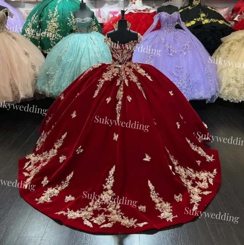 Red Princess Quinceanera Dresses Off Shoulder Gold Appliques Corset Prom Ball Gowns with Wrap Sweet 15 Dress Vestidos De XV Anos