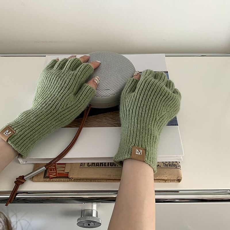 Knitted Wool Woman Winter Gloves Fashion Thicken Korean Style Half Finger Gloves Half-finger Glove Bracers Exquisite Gift