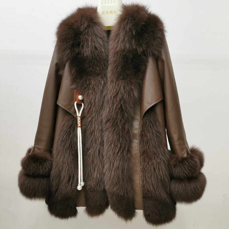 Abrigo de piel de zorro de lujo de alta gama para mujer, chaqueta con forro de plumón, chaqueta de cuero a la moda con cuello en V, chaqueta de calle cálida a prueba de viento