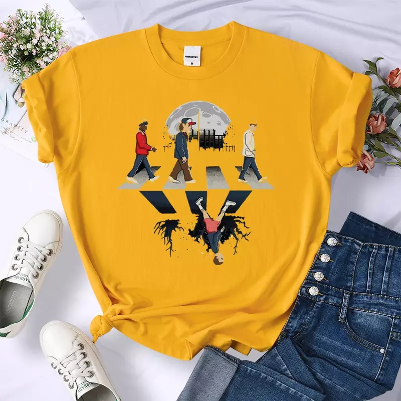 Odzież z nadrukiem z krótkim rękawem T-Shirt damski Zabawny nadruk do góry nogami Kobieca wygodna koszulka Street Hip Hop Oddychający top