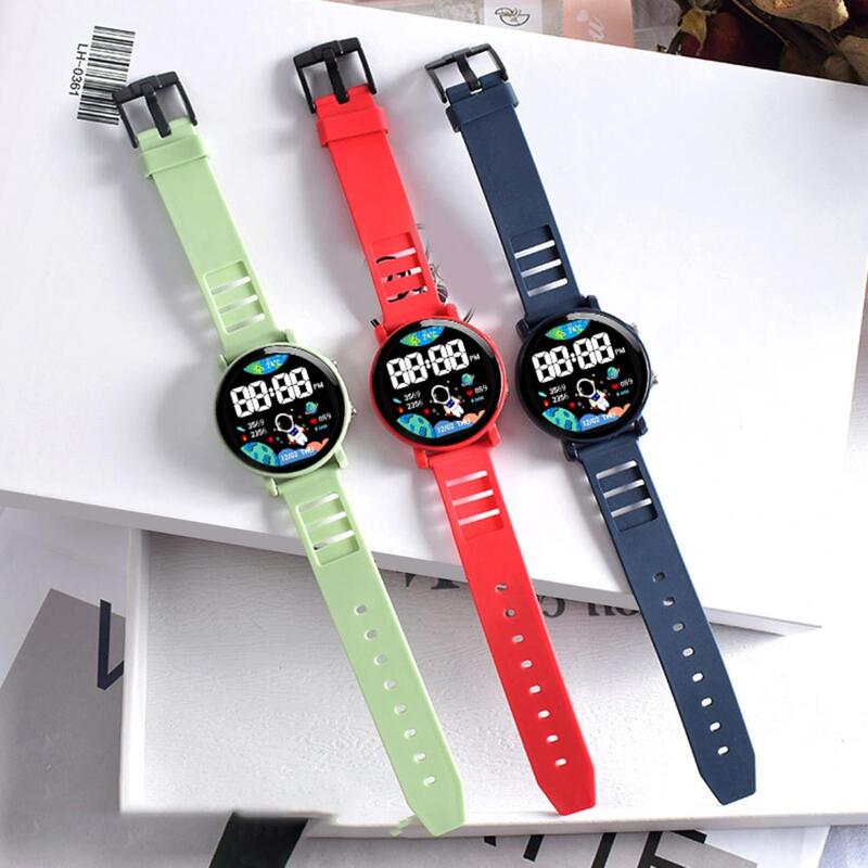 นาฬิกาสำหรับเด็กนาฬิกาซิลิโคน LED เด็กหญิงเด็กชาย Jam Tangan Digital มีไฟ LED บอกวันที่และจอแสดงปฏิทินข้อมือนาฬิกาสายหนัง