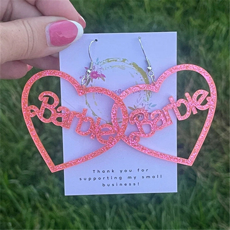 Nowe słodkie kolczyki dla dzieci różowe kolczyki z brokatem uwielbiają wydrążone akrylowe kolczyki zabawna biżuteria odpowiednie dla kobiet prezenty dla niej