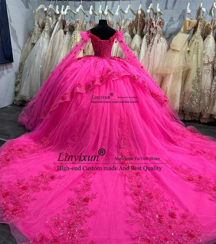 Błyszcząca fuksja księżniczka sukienka na Quinceanera kwiaty aplikacje z koralikami kryształy słodka suknia balowa 16 Dress Court Train veidos