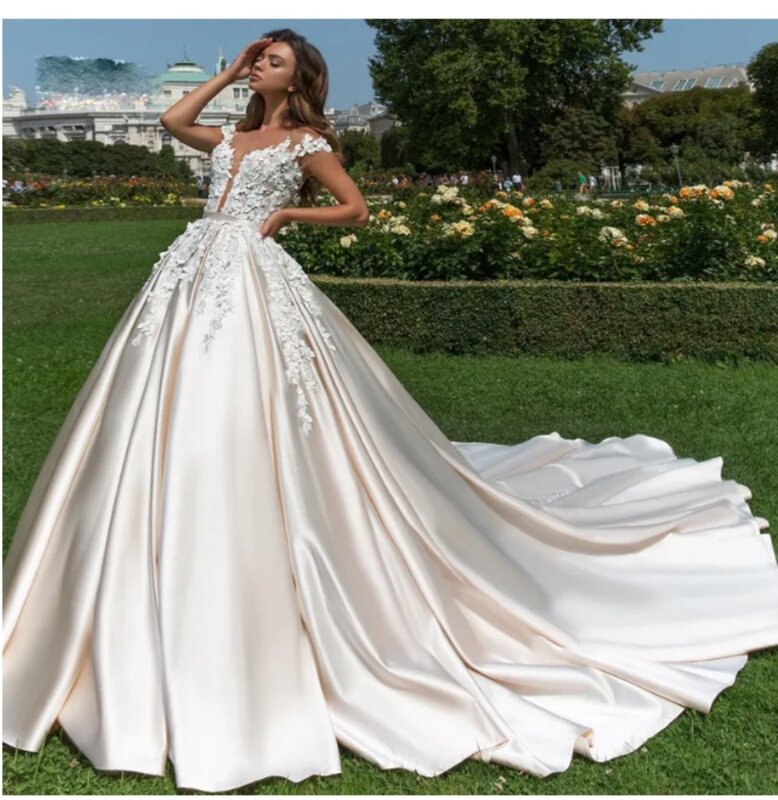 Платье свадебное с круглым вырезом, пикантное мягкое атласное ТРАПЕЦИЕВИДНОЕ с 3D цветочной кружевной аппликацией, с коротким рукавом и шлейфом в стиле часовни, свадебное платье