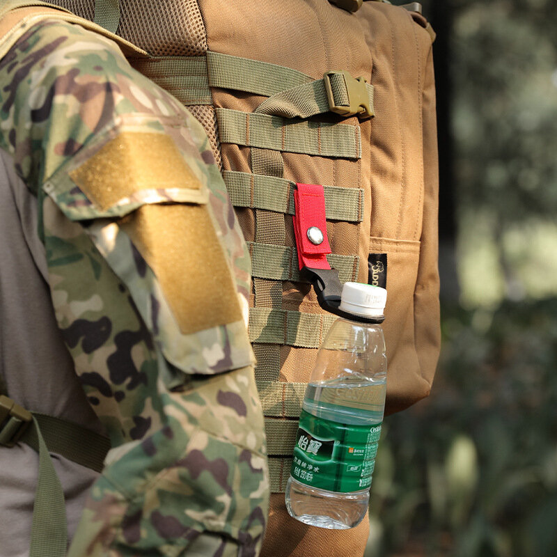 Outdoor EDC Water Bottle Buckle, Wear-Resistant Montanhismo Buckle, Caminhadas Acessório Tático, Backpack Water Bottle Clip, 2 4Pcs