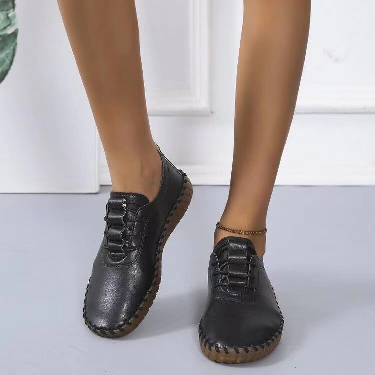 Женские туфли на плоской подошве, черные или белые кожаные туфли на шнуровке, повседневные весенние туфли для мам, большие размеры
