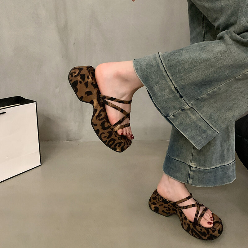 Summer Chunky Women Slippers Fashion Narrow Band Platform Flats Slides Ladies Casual Leopard Print Dress Shoes