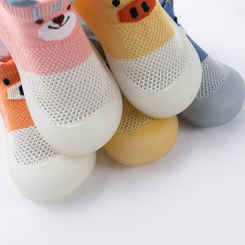 여름 통기성 메쉬 양말 신발, 실내 및 실외 아기 부드러운 바닥 용수철 가을 통기성 바닥 신발