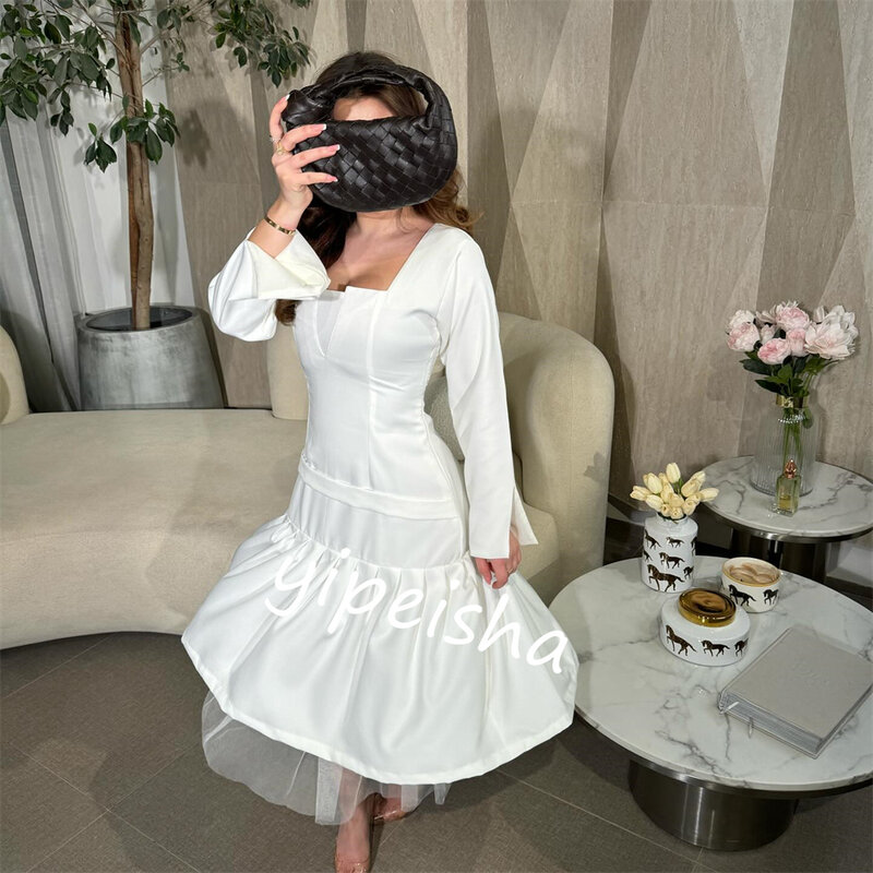 Sukienka na studniówkę Wieczorowa satynowa drapowana linia A Kwadratowy dekolt Suknia na specjalne okazje Sukienki midi Arabia Saudyjska